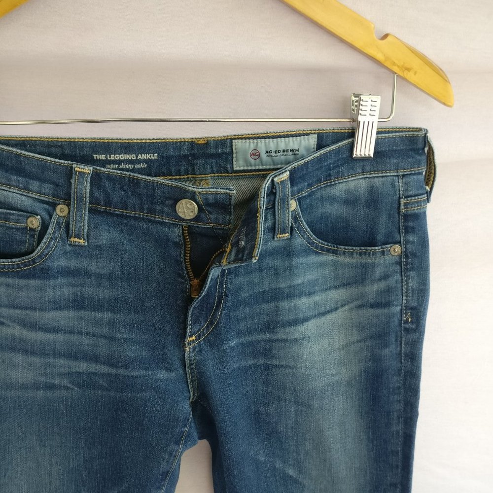 AG Figure flattering stretch denim leggings 98%cotton 2% stretch size 27 rise 7"